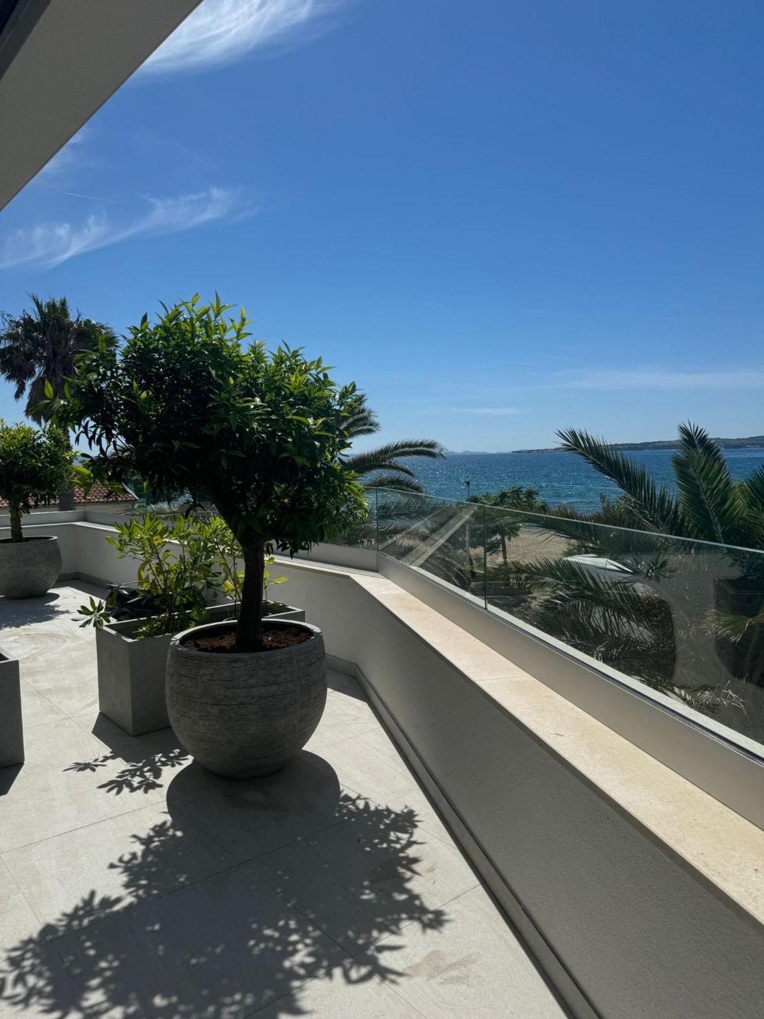 ויר Apartments Dernaj מראה חיצוני תמונה